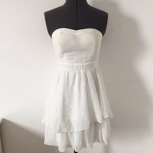 🎀 5/$25 Tally Weijl strapless sweetheart tiered white dress sz 34 XS